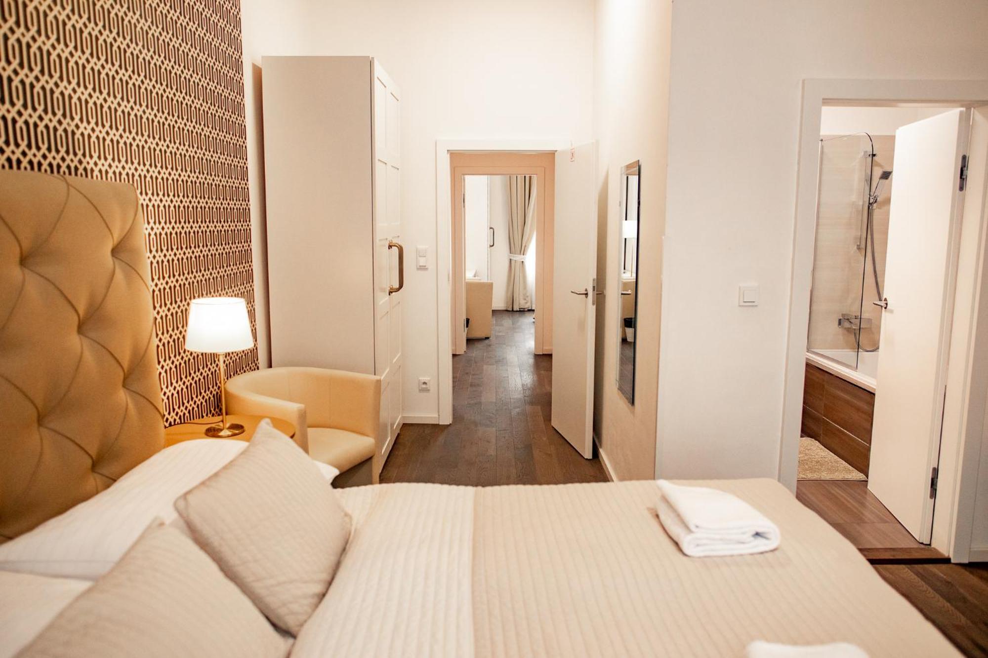 Luxury Modern Designed Oldtown Apartment Praga Exterior foto